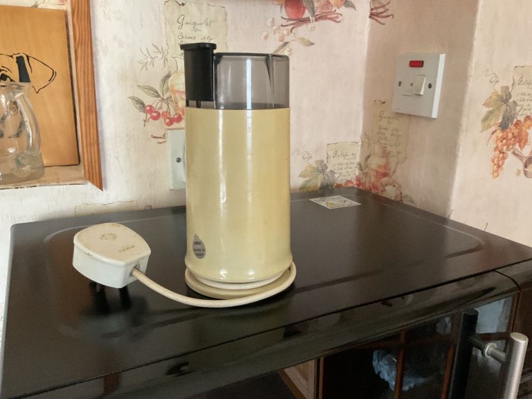 Braun coffee grinder