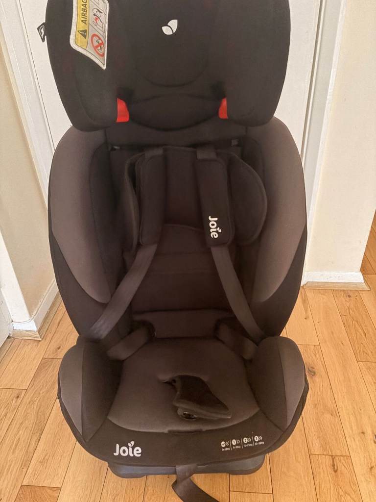 Joie Every stage Group 0+,1,2,3 car seat for birth to 12 years (Black/Grey) Good Condition