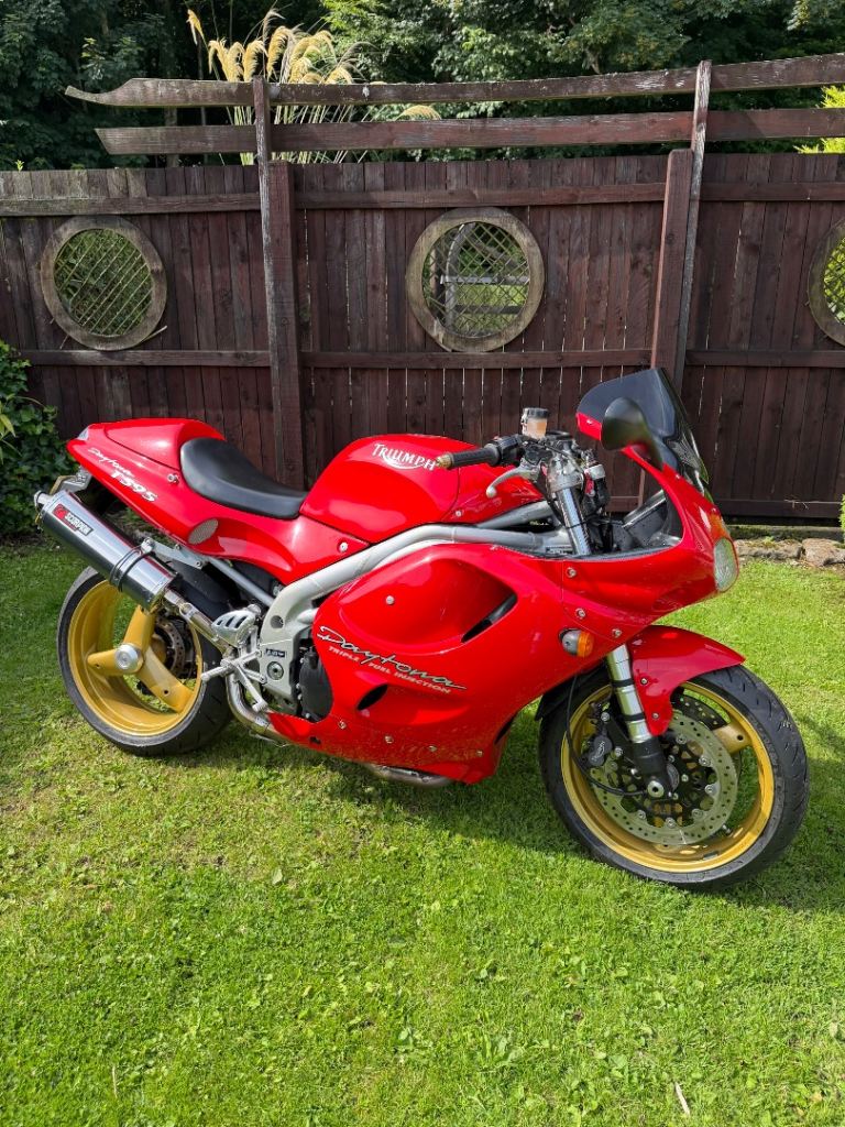 Triumph, DAYTONA, 1998, 955 (cc)