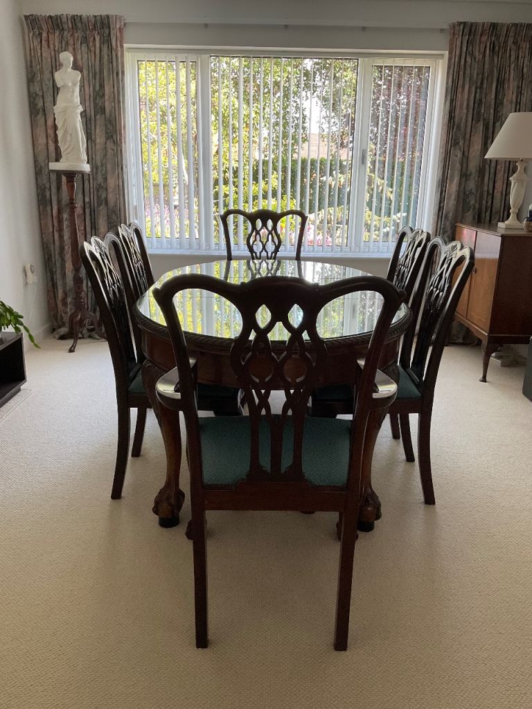 Dining Table (Extending) & 6 Chairs (Display Cabinet Optional) – vgc