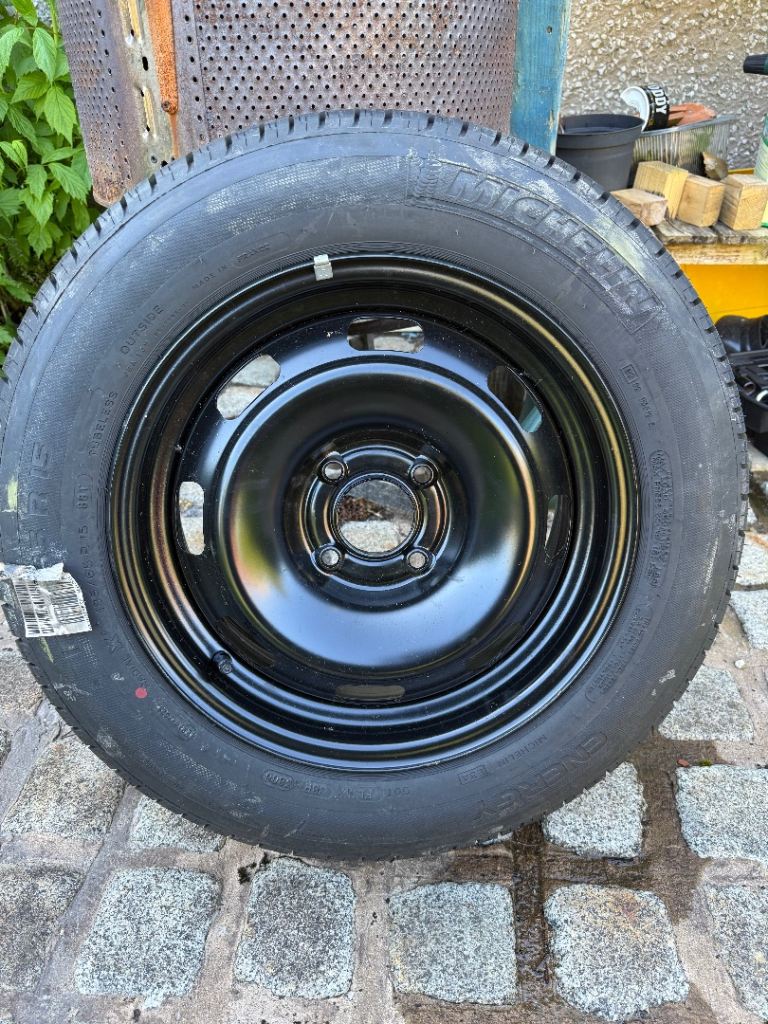 TYRE & WHEEL. BRAND NEW 185/65 X 15. MICHELIN. FIT PEUGEOT & CITREON.