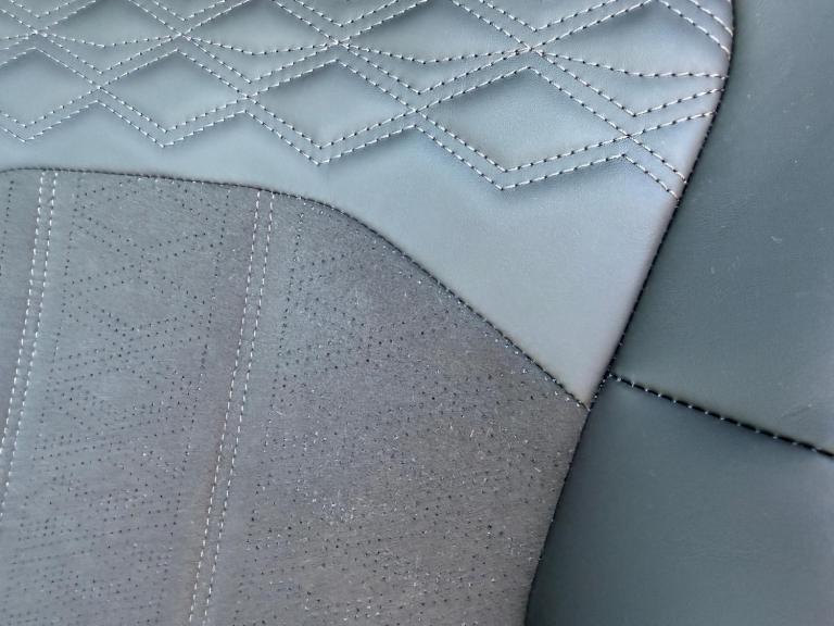 2025 Bentley Flying Spur 4.0 V8 Ultra-Performance 25.9kWh Speed Saloon 4dr Petrol Plug-in Hybrid ...