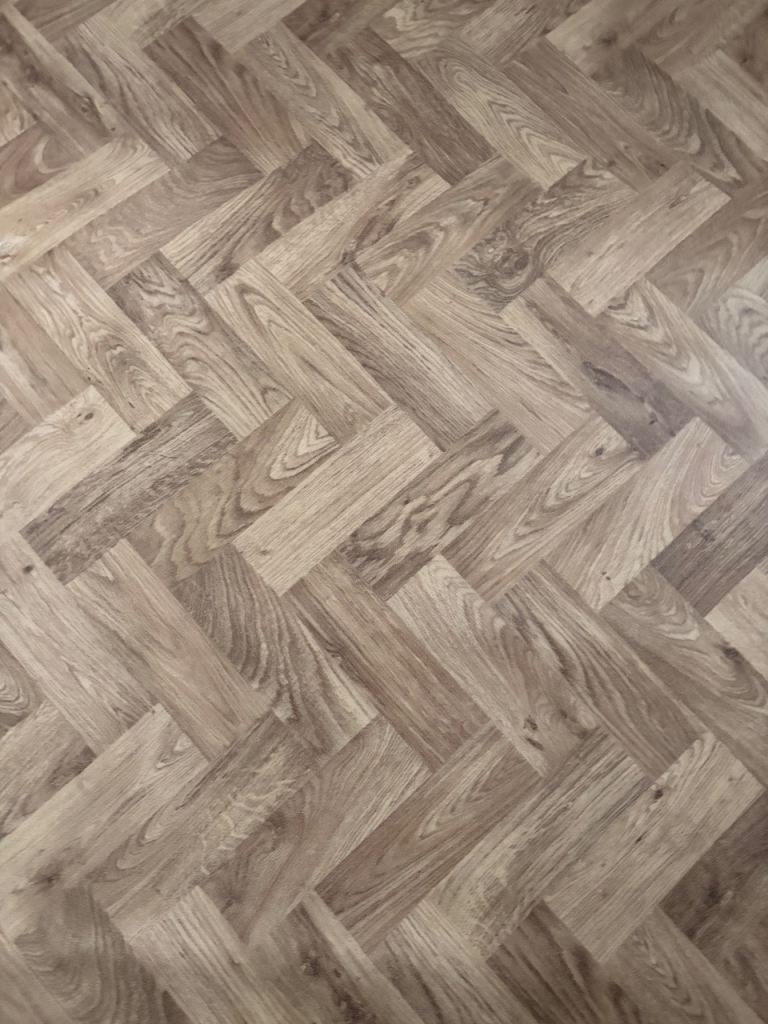 New Wood Effect Herringbone Flooring