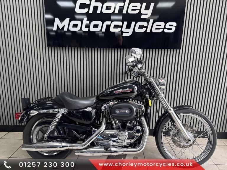 2009 Harley Davidson XL1200 Custom Sport in Black