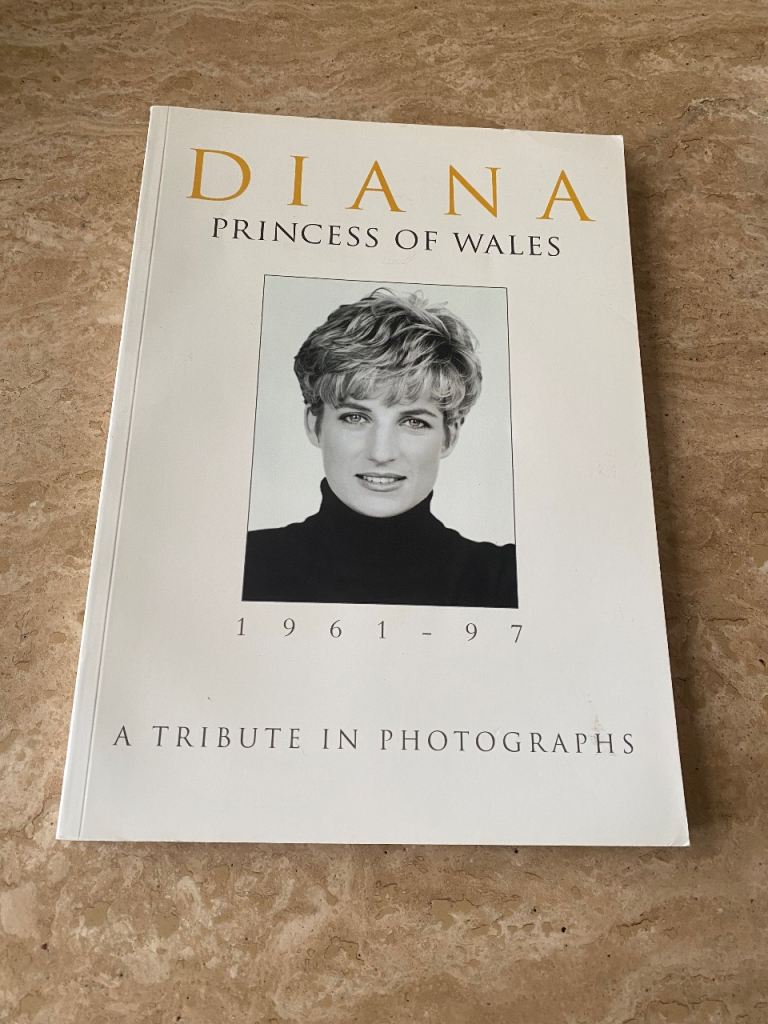PRINCESS DIANA  BOOK 