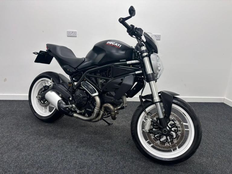 DUCATI MONSTER 797 PLUS ** LOW MILEAGE - TAIL TIDY - BELTS CHANGED **