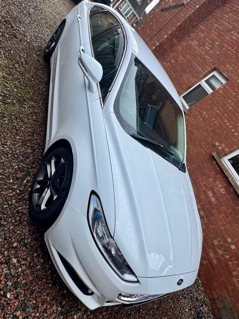 Ford, MONDEO, Hatchback, 2017, Manual, 1997 (cc), 5 doors