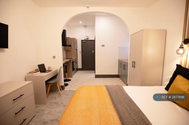 Studio flat in Alvaston, Derby, DE24 (#2877898)