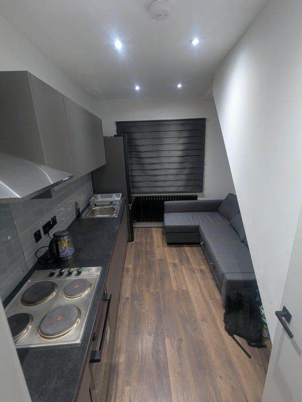 2 rooms available in Wandsworth town centre