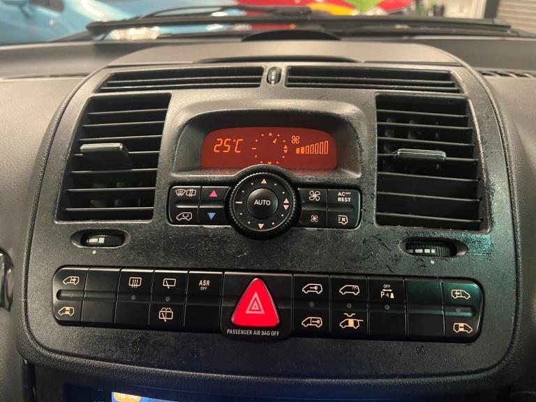 2009 Mercedes-Benz Viano 3.0 CDI Ambiente RWD L4 H1 5dr MPV Diesel Automatic