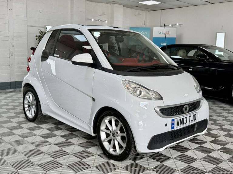 2013 smart fortwo Passion mhd 2dr Softouch Auto [2010] CONVERTIBLE PETROL Automatic