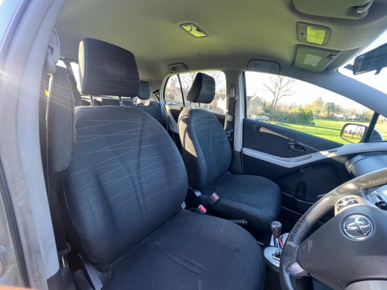 2007 Toyota Yaris 1.3 VVT-i Zinc 5dr MMT HATCHBACK Petrol Automatic