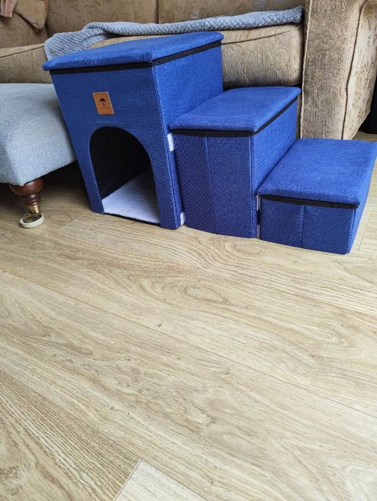 BLUE parachute dog steps