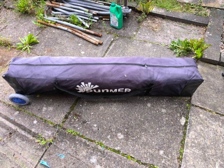 Sunmer Pop-Up Gazebo in Carry Bag with Wheels – Free 