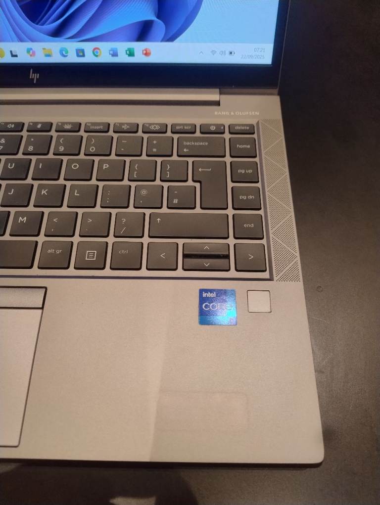 Super Powerful HP Firefly 14 Laptop - Core i7-11th gen 16GB 512GB SSD NVidia  Graphics 4GB VRAM 