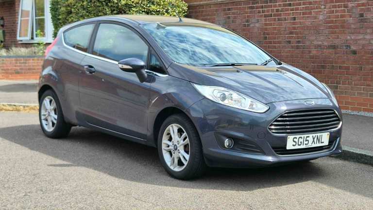 Ford, FIESTA, Hatchback, 2015, Manual, 1241 (cc), 3 doors
