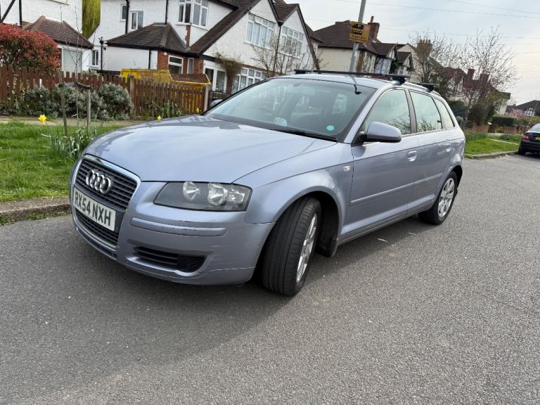 Audi A3 1.6 petrol 5 doors , New clutch, ULEZ free 