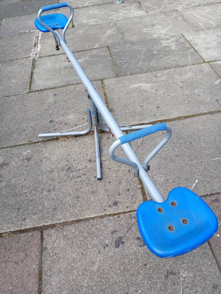 SEE SAW 