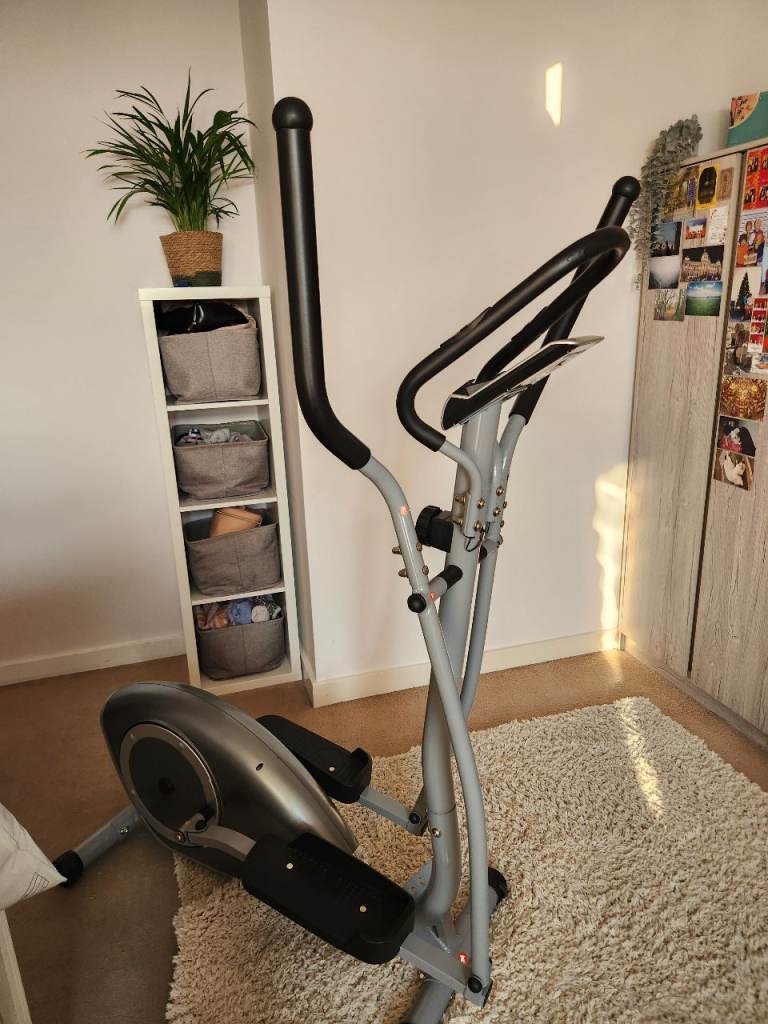 XS Sports Cross Trainer