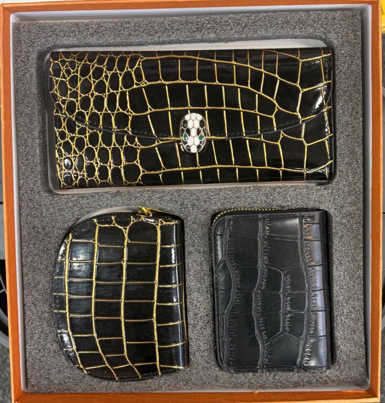 Black Crocodile Wallet Set – As Good As New