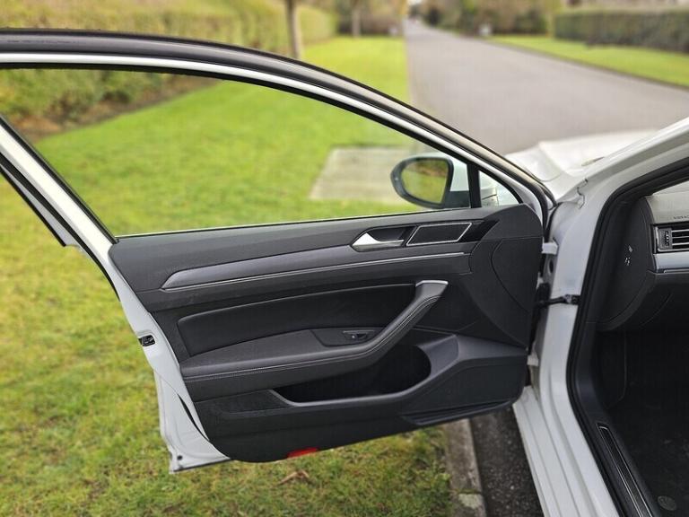 2018 Volkswagen Passat 1.8 TSI 180 R-Line 5dr DSG [Panoramic Roof] ESTATE PETROL Automatic