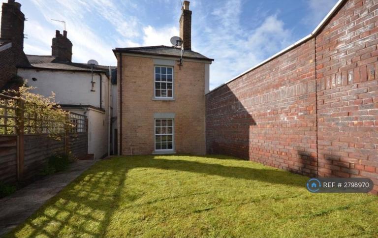 2 bedroom house in Middle St, Taunton, TA1 (2 bed) (#2798970)