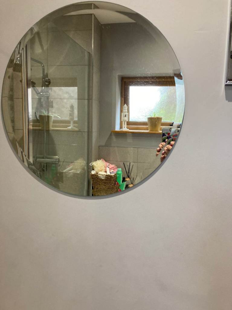 Round Silver Framed Mirror – Good Condition