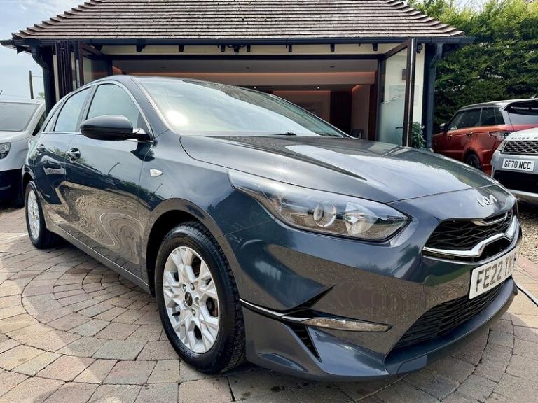 2022 Kia Ceed 1.0T GDi ISG 2 5dr HATCHBACK PETROL Manual