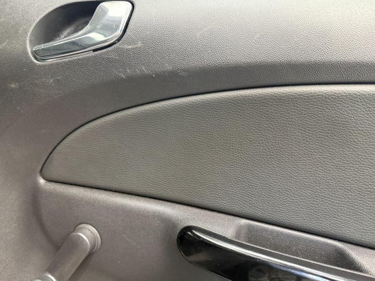 2013 Vauxhall Corsa 1.4 16V SE Auto Euro 5 5dr HATCHBACK Petrol Automatic