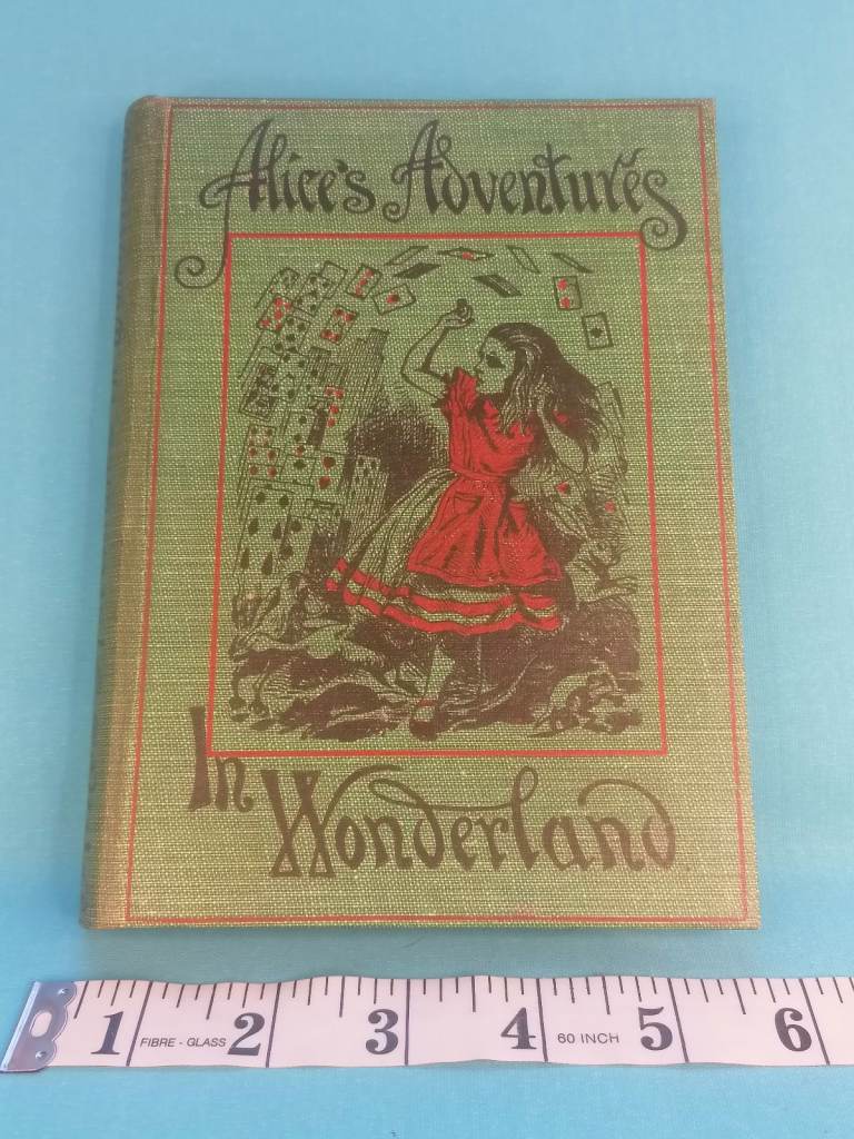 Klevercase e-reader case. Alice Adventure in Wonderland themed. 