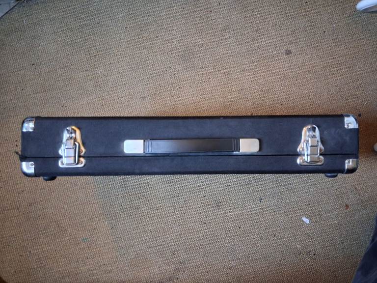 Diago PB02 Gigman Pedalboard internal size 60cm (W) x 30cm (D) x 8.5cm (H)