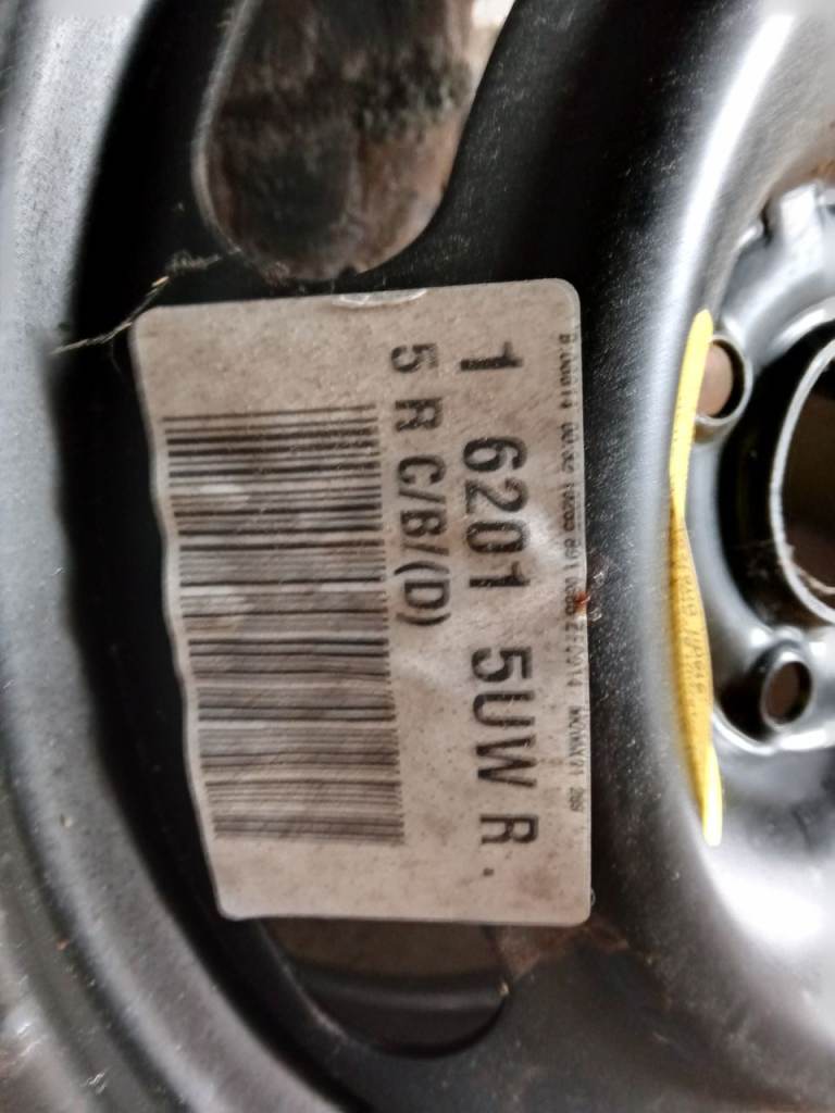 Spare tyre and metal hub 