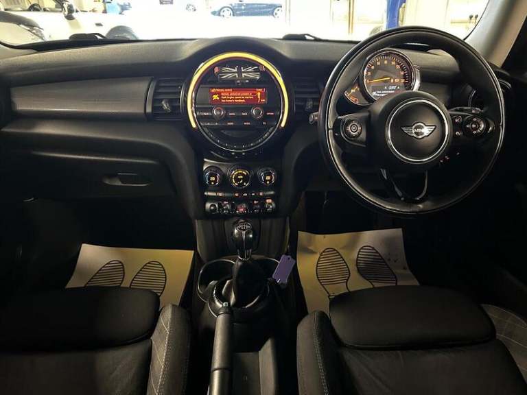 2017 MINI Hatch 1.5 Cooper Hatchback 3dr Petrol Manual Euro 6 (s/s) (136 ps) Hatchback Petrol Manual