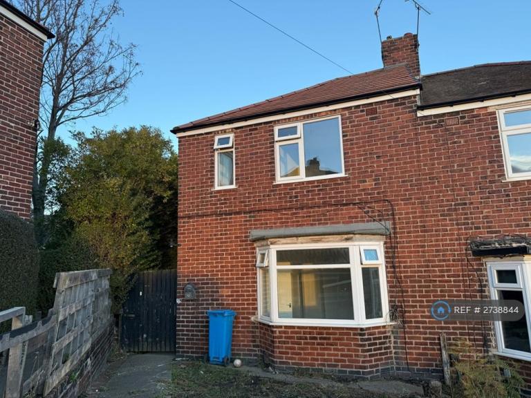 3 bedroom house in Skelwith Close, Sheffield, S4 (3 bed) (#2738844)