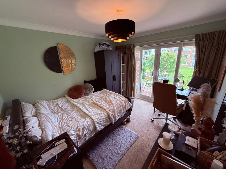 Double room with direct balcony access