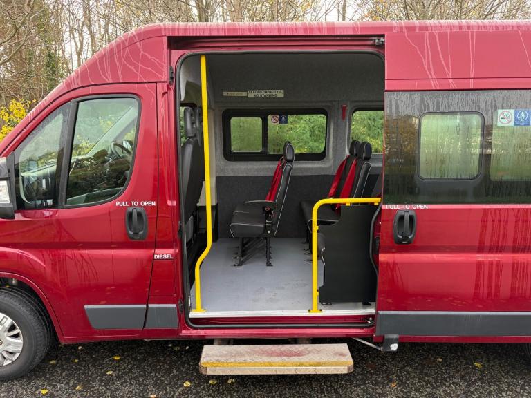 2016 Peugeot Boxer 335 2.2hdi 6spd 130ps Lwb 14 Seat Minibus _ *Only 11,550 Mls*