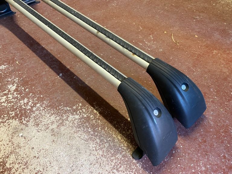 Genuine Ford Focus Mk3 Roof Bars – Lockable