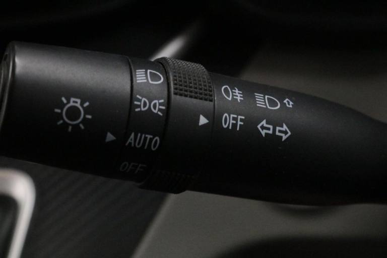 2022 Maxus Deliver 9 2.0 D20 Base RWD 150 BHP L2 MWB Tipper Euro 6 ULEZ Free TIPPER Diesel Manual