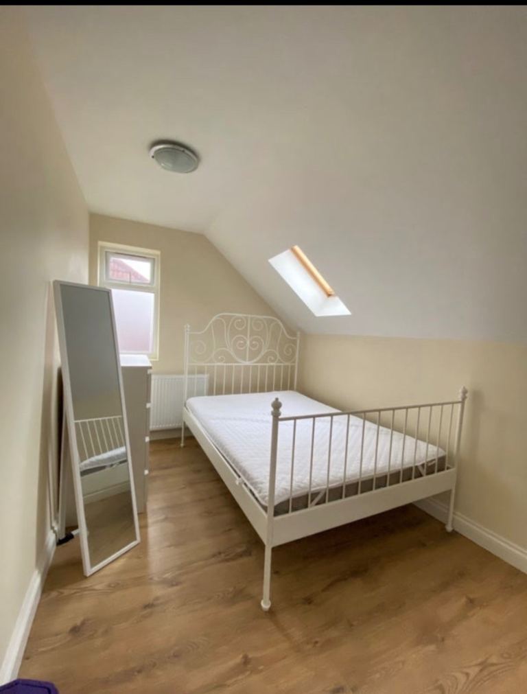 Female Only property, Single Room, Shepherd’s Bush/Acton W3