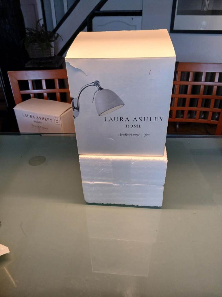 Laura Ashley Henfield Wall Light