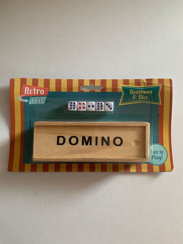 Traditional Dominoes – The Classic Game of Strategy & Skill