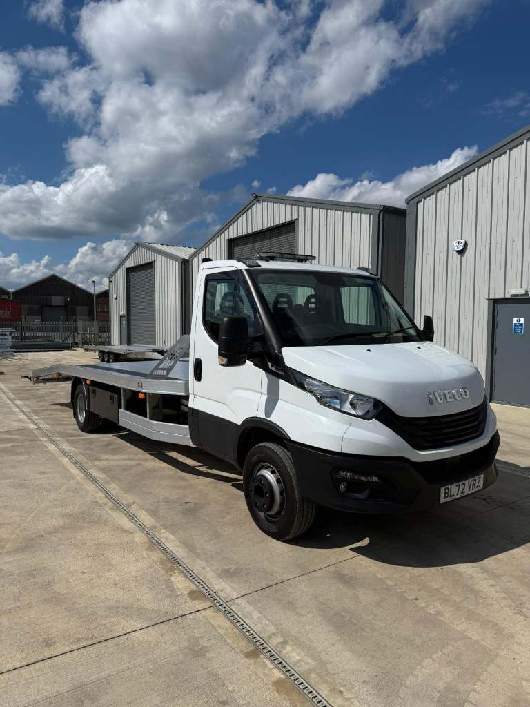 2023 IVECO DAILY 7.2T 180BHP AUTOMATIC 1800 MILES RECOVERY TRUCK CAR TRANSPORTER