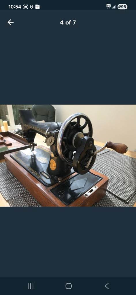 Vintage Singer hand-crank sewing machine 