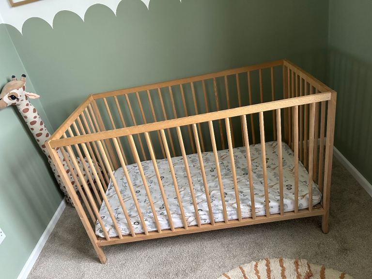 IKEA sniglar cot
