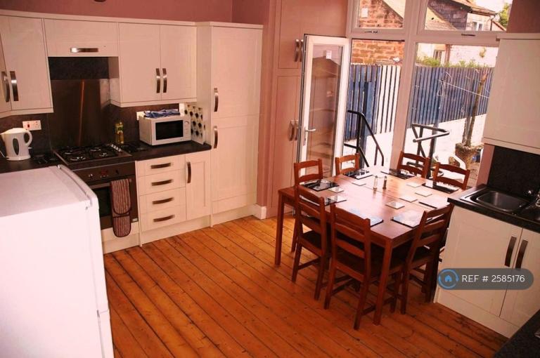 1 bedroom in Queen Street, Dumfries, DG1 (#2585176)