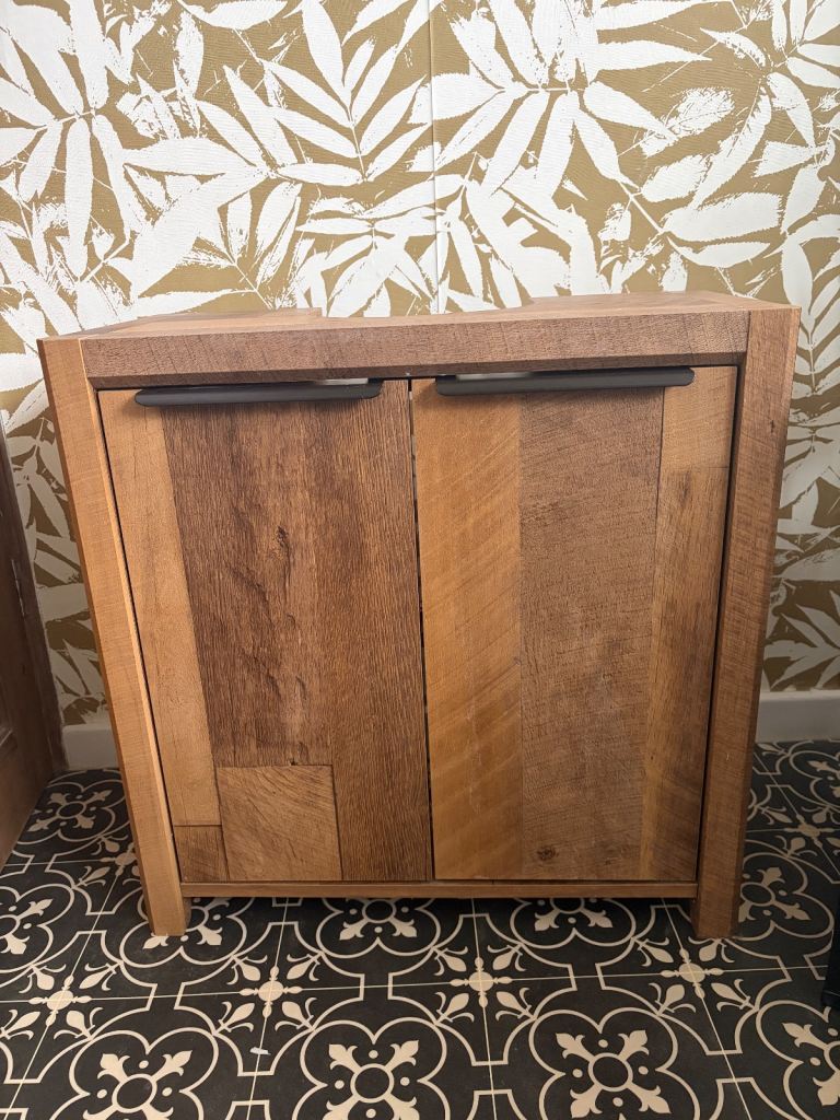 Next Bronx Bathroom Set