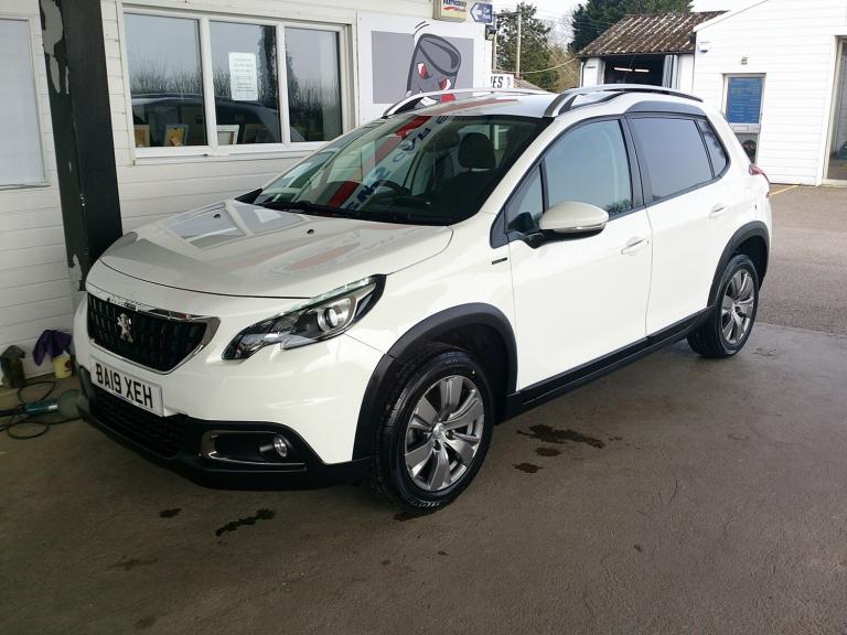 2019 Peugeot 2008 1.2 PureTech Signature 5dr [Start Stop] HATCHBACK Petrol Manual