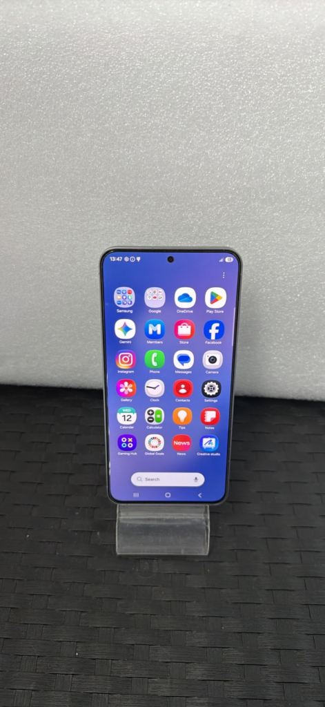 Samsung Galaxy S25FE Blue – As Good As New
