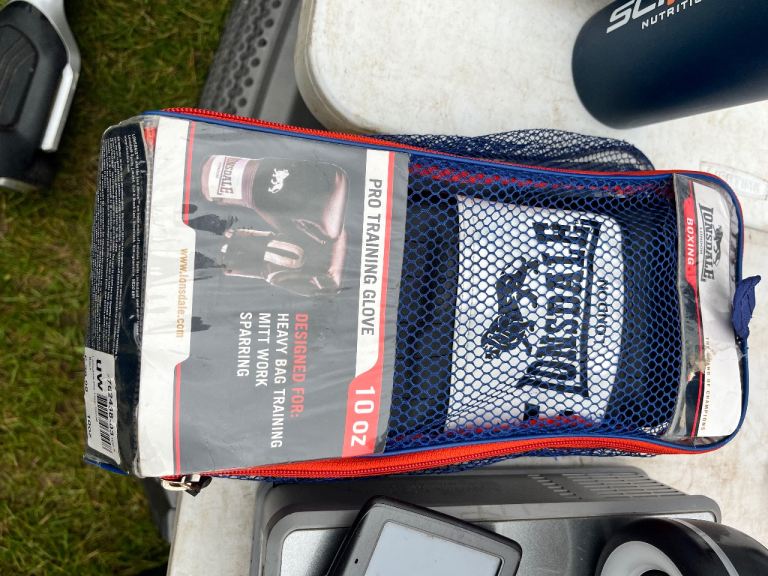 Lonsdale 10oz training hlover