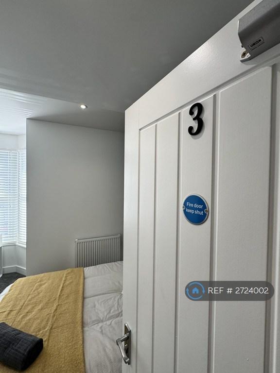 1 bedroom in Oriel Road, Portsmouth, PO2 (#2724002)